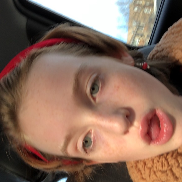 Meet your Posher, Cora - Picture 1 of 1